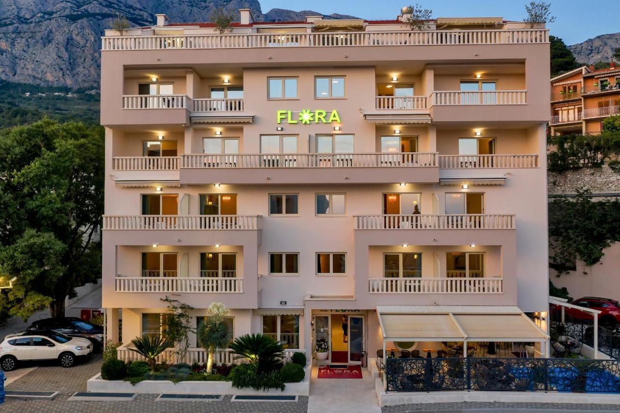 Aparthotel Flora Tučepi Zewnętrze zdjęcie