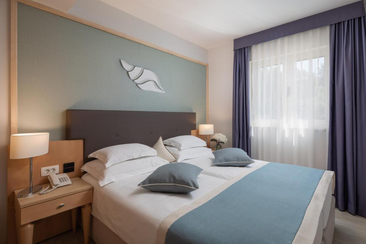 Aparthotel Flora Tučepi Zewnętrze zdjęcie