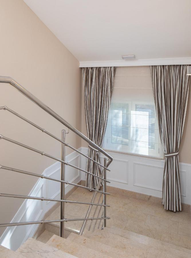 Aparthotel Flora Tučepi Zewnętrze zdjęcie