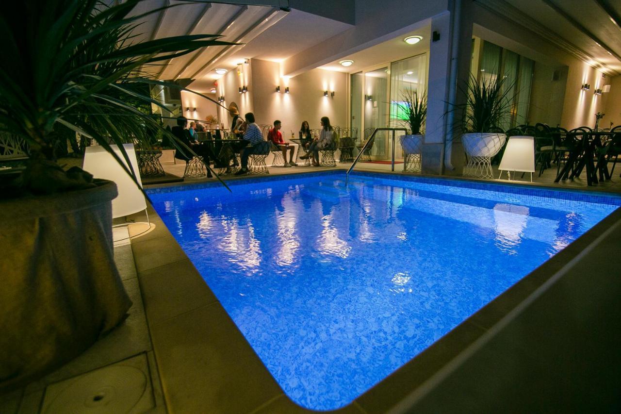 Aparthotel Flora Tučepi Zewnętrze zdjęcie
